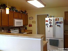 Beautiful 3 Bedroom Home on Over-Sized Yard - Off Bulverde Road  in San Antonio, TX (Photo 3 of 12)