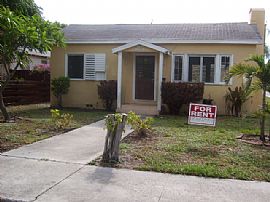 Remodeled 4 Bedroom Home in Downtown with Hardwood Floors  in Lake Worth, FL