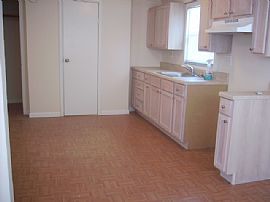 Private Studio Apartment in Heart of Downtown Lake Worth in Lake Worth, FL (Photo 3 of 8)