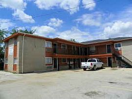 Newly Renovated 2 Bedroom Apartment - Conveniently Located in Arlington, TX