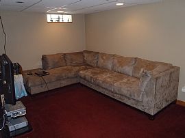 Beautiful 3 Bedroom Home with Finished Basement  in Lincoln Park, MI (Photo 8 of 11)