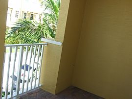 Nice 3 Bedroom Townhouse in Abacoa - Jupiter in Jupiter, FL (Photo 4 of 11)