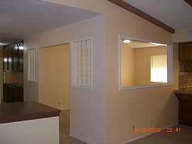 3 Bedroom 2 Bathroom with Large Formal Guestroom $1750.00/mo in Hesperia, CA (Photo 3 of 8)