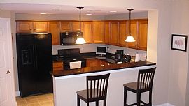 Furnished Luxury Condo in Heart of Cool Springs in Franklin, TN (Photo 3 of 10)