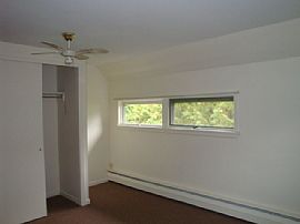 One Bedroom Apartment–2nd Floor in Rouses Point, NY (Photo 4 of 4)