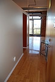 Loft with Parking Included in Rent 2024 S Wabash Ave Unit 402 in Chicago, IL (Photo 2 of 12)
