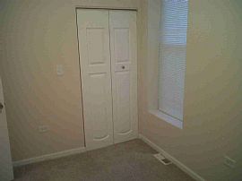 Great Cozy Lawndale  Apartment in Chicago, IL (Photo 11 of 12)