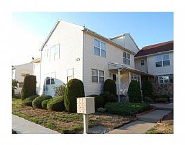2 Bedroon Townhouse in Piscataway, NJ