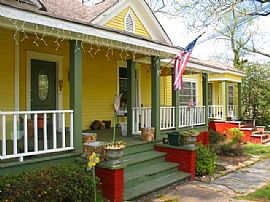 Conducive 4 Bedroom Home - Commercial Rental in Kennesaw, GA (Photo 2 of 12)