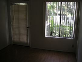 Tasteful 2 Bedroom Condo with Wood Floor - Near All Major Stores in Aliso Viejo, CA (Photo 8 of 12)