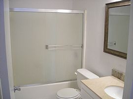 Tasteful 2 Bedroom Condo with Wood Floor - Near All Major Stores in Aliso Viejo, CA (Photo 9 of 12)