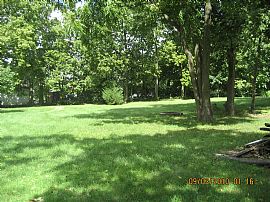 Charming 1 Bedroom Home with 1 Car Garage - Woodstar Realty in Elgin, IL (Photo 8 of 8)