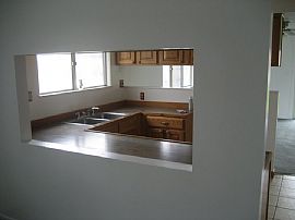 Spacious 3 Bedroom Home - Located on Quiet Street in Clinton Township, MI (Photo 3 of 12)