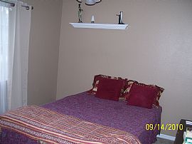 Gracious 3 Bedroom Home in Southwest Bakersfield in Bakersfield, CA (Photo 4 of 12)