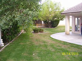 Gracious 3 Bedroom Home in Southwest Bakersfield in Bakersfield, CA (Photo 9 of 12)