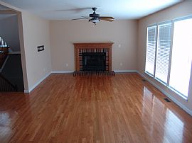 Stunning 4 Bedroom Single Family Home - 6 Yr Old with Fireplace in Saint Charles, MO (Photo 2 of 4)