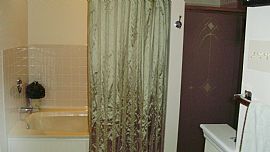 Perfectly Located Lovely Two Bedroom Town Home in Abingdon, MD (Photo 5 of 5)