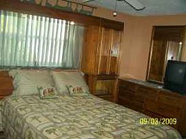 1/1 Apt. Includes All Utilities!! in West Palm Beach, FL