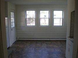 Charming, Private 4 Bedroom Home on Dead End Street in East Wareham, MA (Photo 2 of 10)