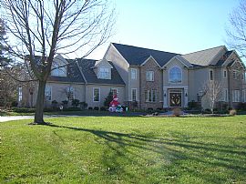 Magnificent 5 Br/6.5 Bath, Gym, Pub, Artroom, Home Theatre in Kennett Square, PA
