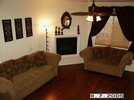 3 Bedroom+loft Sfr Gated Community in Carson, CA (Photo 2 of 4)