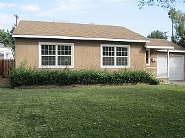 Charming Valley Home in Lake Balboa For Rent in Lake Balboa, CA