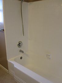 Charming Valley Home in Lake Balboa For Rent in Lake Balboa, CA (Photo 8 of 11)