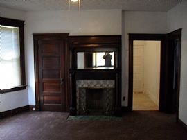 Spacious 1 Bedroom Apartment - 1,100 Sq. Ft. with High Ceilings in Walnut Hills, OH (Photo 2 of 5)