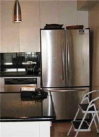 Gorgeous 2 Bedroom Townhouse with Lots of Room in Honolulu, HI (Photo 4 of 10)