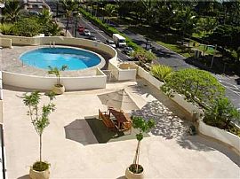 Gorgeous 2 Bedroom Townhouse with Lots of Room in Honolulu, HI