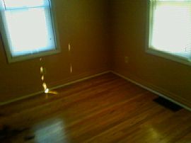 Great 3 Bedroom Home with Beautiful Hardwood Flooring!! in Mount Clemens, MI (Photo 10 of 12)