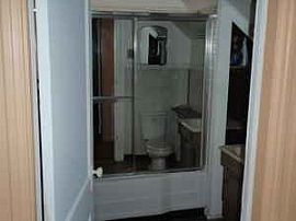 Great 3 Bedroom Home with Beautiful Hardwood Flooring!! in Mount Clemens, MI (Photo 12 of 12)