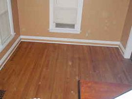 Great 3 Bedroom Home with Beautiful Hardwood Flooring!! in Mount Clemens, MI (Photo 2 of 12)