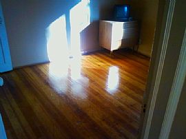 Great 3 Bedroom Home with Beautiful Hardwood Flooring!! in Mount Clemens, MI (Photo 8 of 12)
