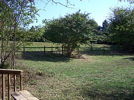 Lovely 3 Bedroom Home in South Charlotte - Pet Friendly   in Charlotte, NC (Photo 3 of 4)