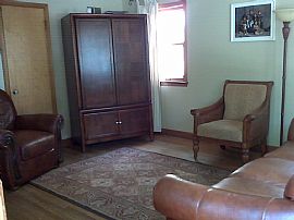 Beautiful 4 Bedroom Cape Cod Home on Northwest Side in Milwaukee, WI (Photo 3 of 4)