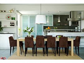 Stunning 4 Bedroom Santa Monica Penthouse with Outdoor Terrace in Santa Monica, CA (Photo 2 of 5)