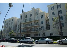 Stunning 4 Bedroom Santa Monica Penthouse with Outdoor Terrace in Santa Monica, CA (Photo 3 of 5)