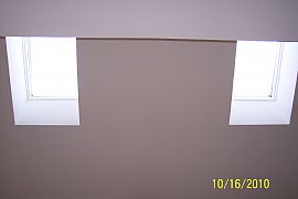 Immaculate 2 Bedroom, 1st Floor Townhouse with Skylights in Schaumburg, IL (Photo 8 of 8)