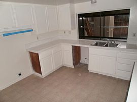 Nice 3 Bedroom Apartment with Patio and Air  in Cypress, CA (Photo 2 of 9)