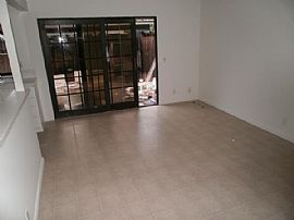 Nice 3 Bedroom Apartment with Patio and Air  in Cypress, CA (Photo 4 of 9)