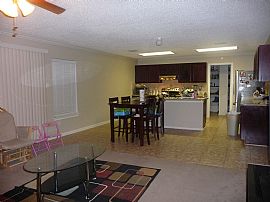3 Bedroom Beautiful Home Near Shopping Mall in Cedar Hill, TX (Photo 3 of 9)