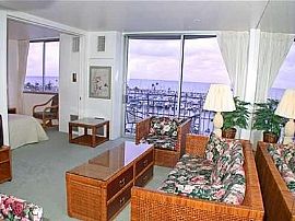 Beautifully Newly Decorated 1bd Condo in Honolulu, HI