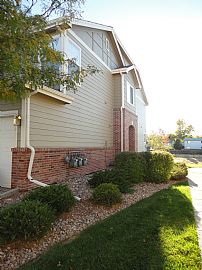 Gorgeous 2 Bedroom Condo with 1 Car Garage - Newly Remodeled  in Aurora, CO (Photo 5 of 5)