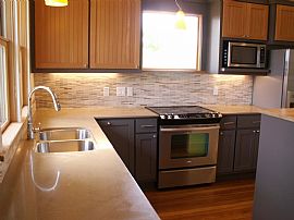 Renovated 3 Bedroom Duplex Apartment in Clarksville in Austin, TX (Photo 5 of 12)