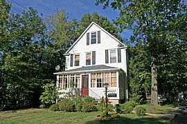 Renovated 4 Bedroom Colonial Home - Near Best Schools in New Providence, NJ (Photo 1 of 12)
