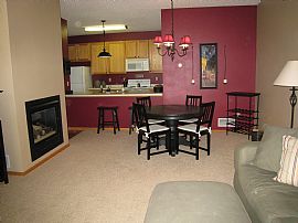 Beautiful 2 Bedroom Townhouse with Unique Floor Plan in Maple Grove, MN