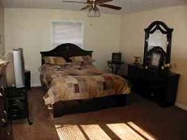 Nice 2 Bedroom Brick Ranch Home in Great Location! in Smyrna, GA (Photo 4 of 4)