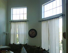 Stunning 2 Bedroom, 2 Level Condo with Cathedral Ceilings in Aliso Viejo, CA (Photo 1 of 6)