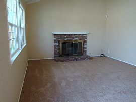 Great 3 Bedroom Home with New Paint on Cul-De-Sac   in Yorba Linda, CA (Photo 3 of 6)